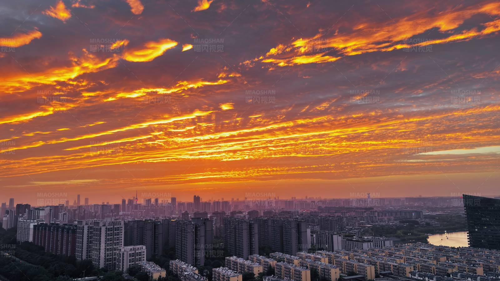 城市日落美景图片