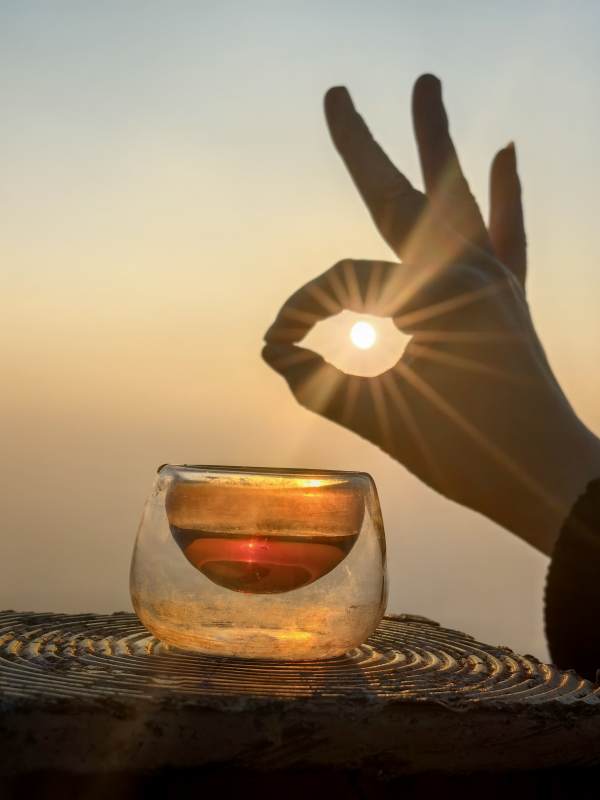 日落时分的茶时光图片