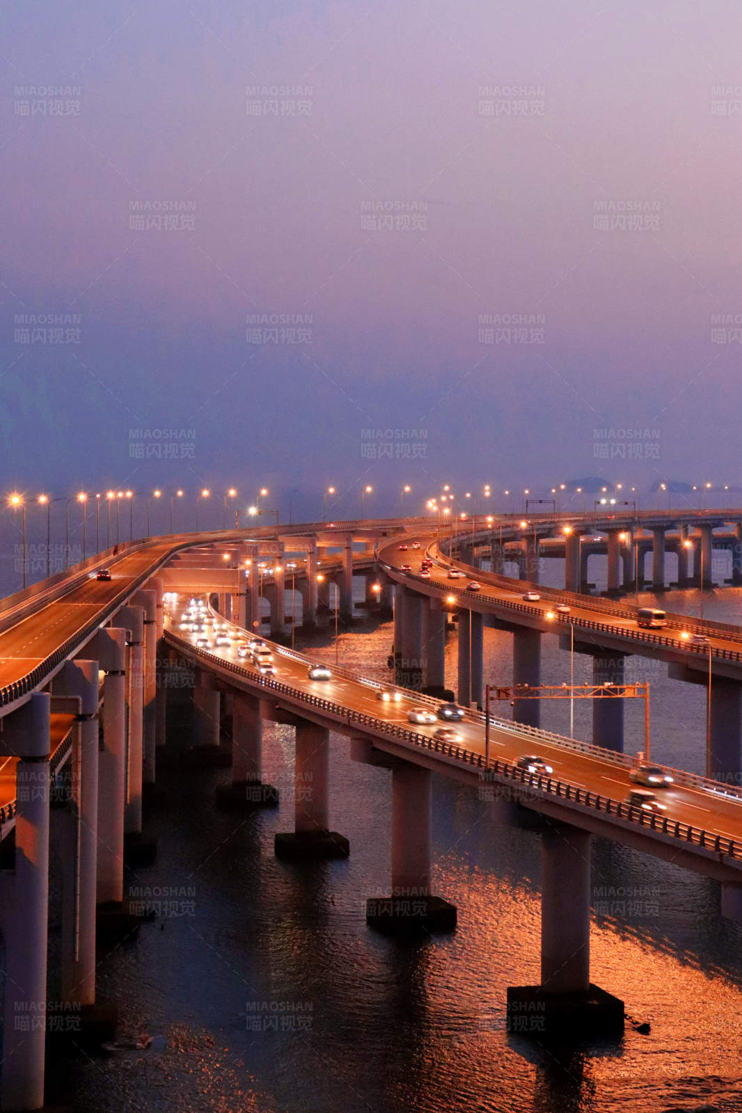 跨海大桥夜景图片