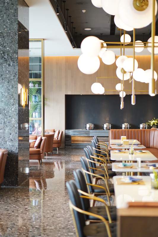 现代豪华餐厅内部设计图片