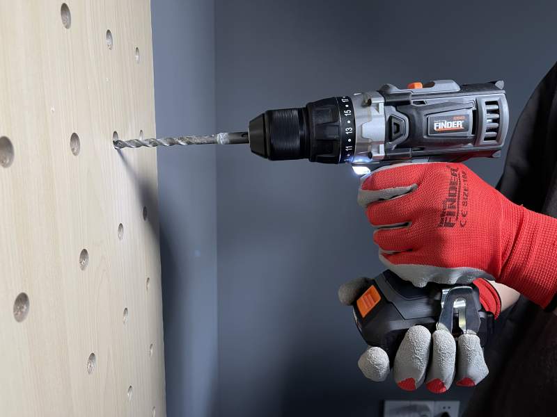 电钻操作 安全与技巧图片