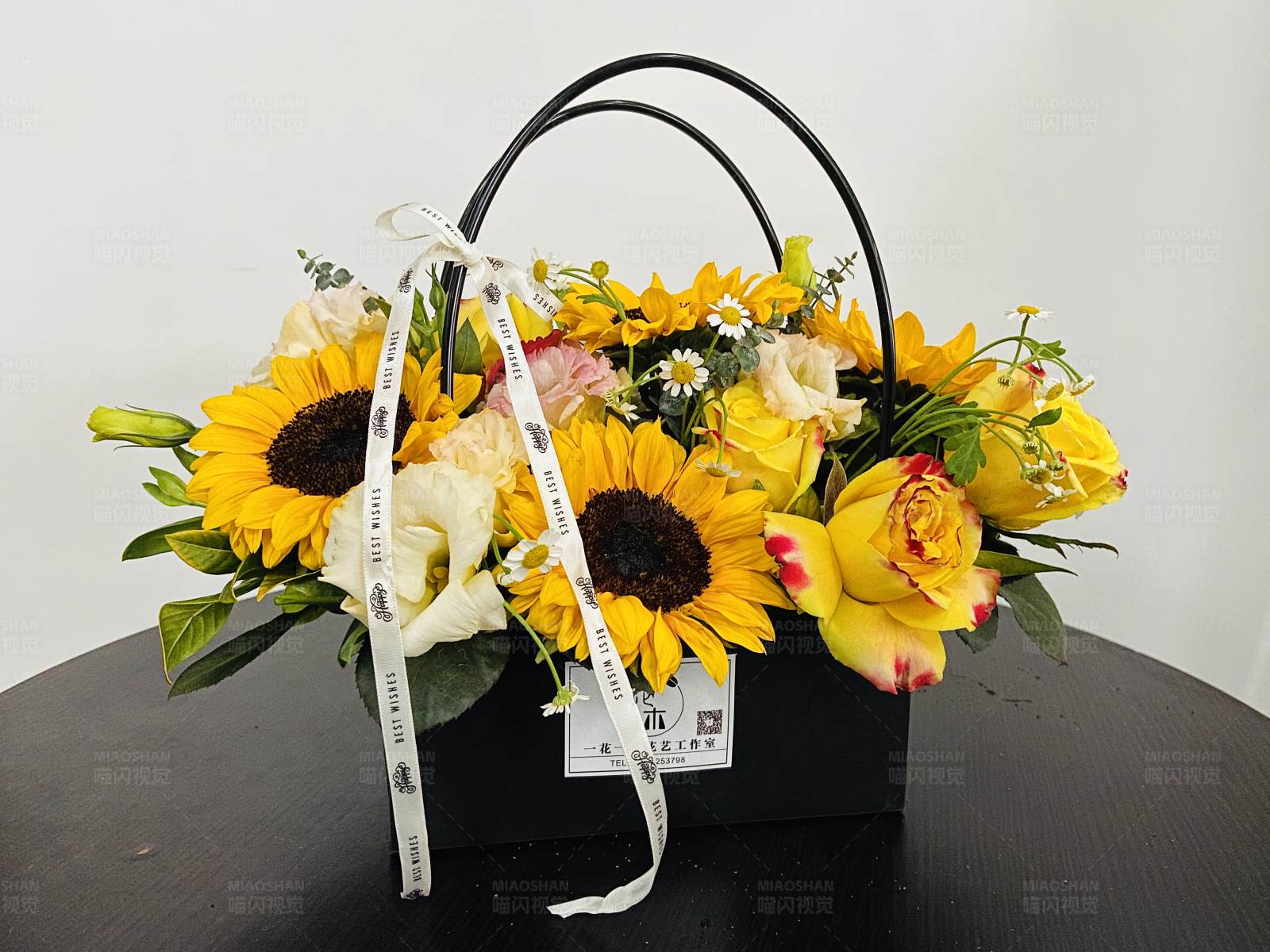 阳光花篮 向日葵与玫瑰的完美结合图片