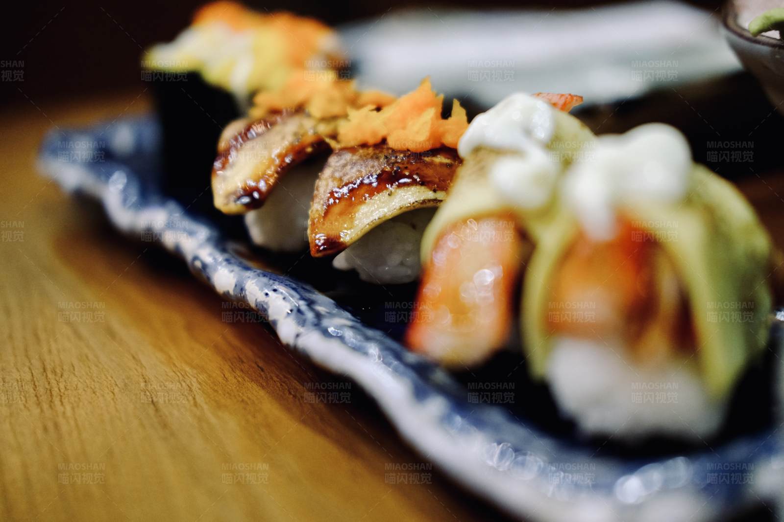 寿司拼盘图片