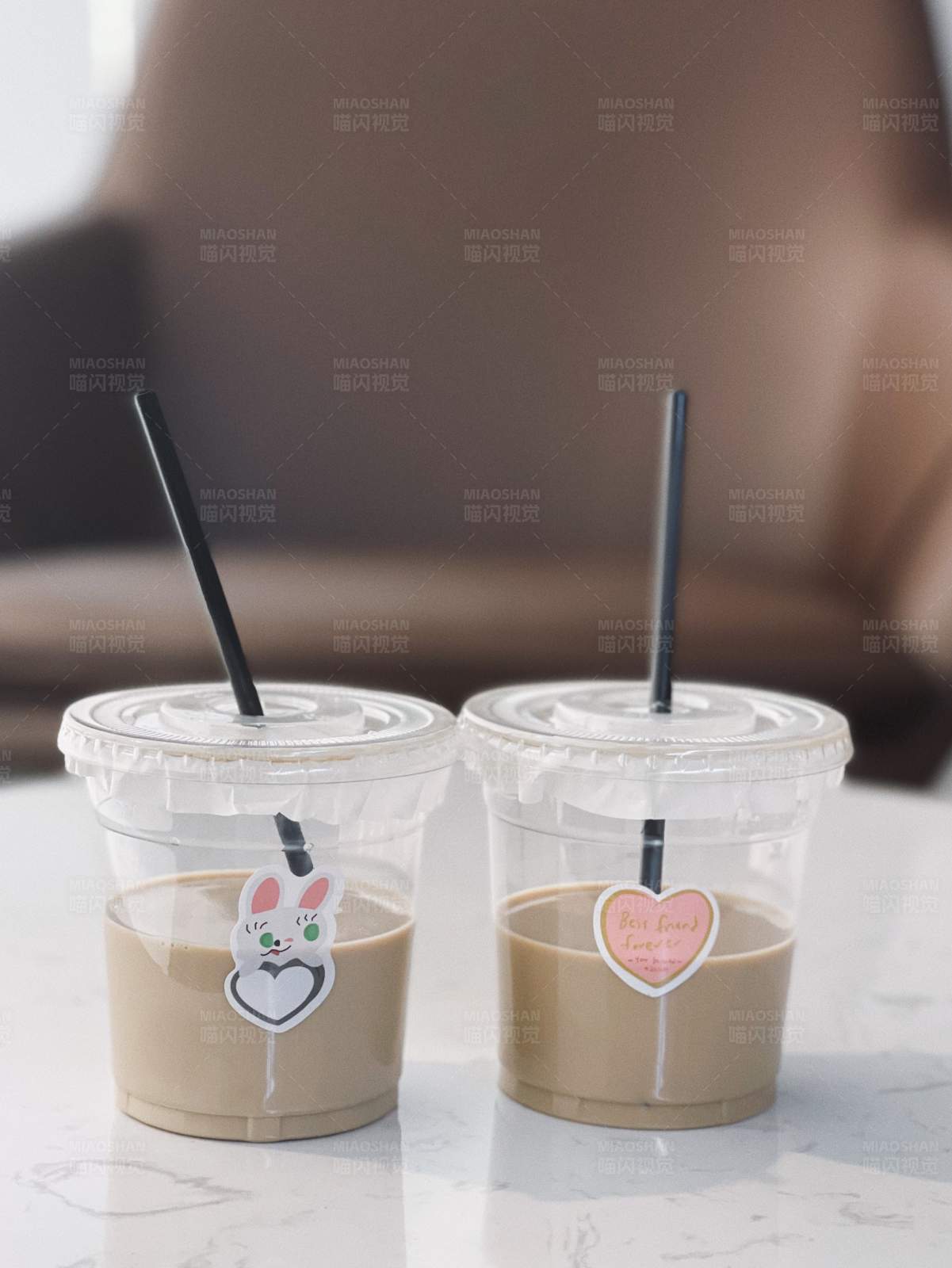 可爱的猫咪咖啡杯图片