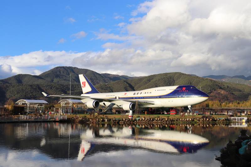 退役飞机成景点图片