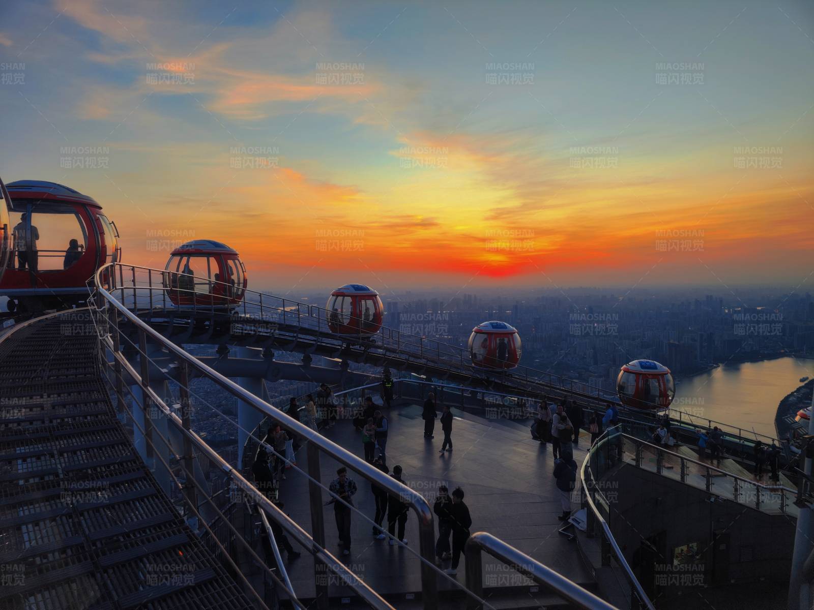 日落摩天轮图片