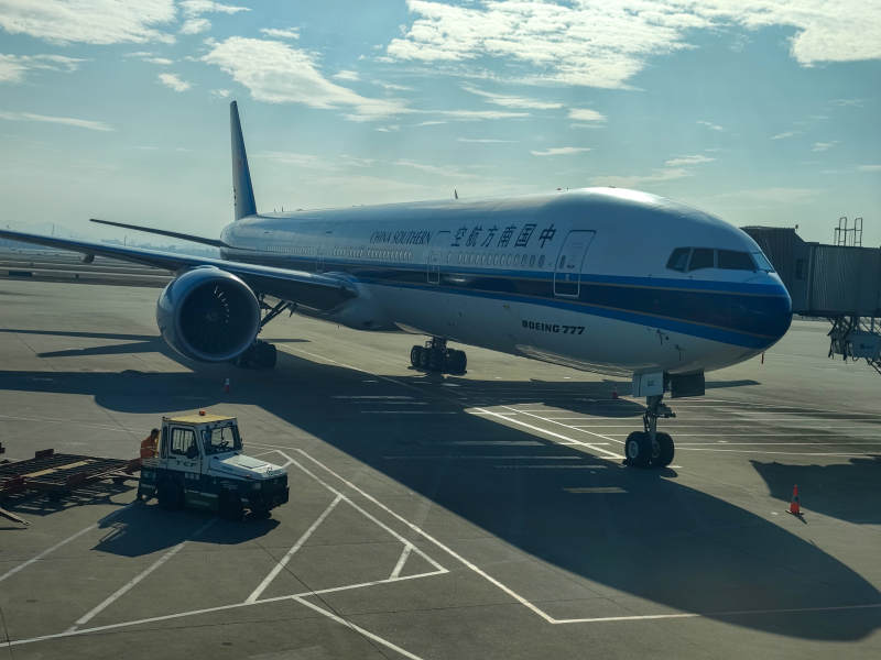 国航飞机准备起飞图片