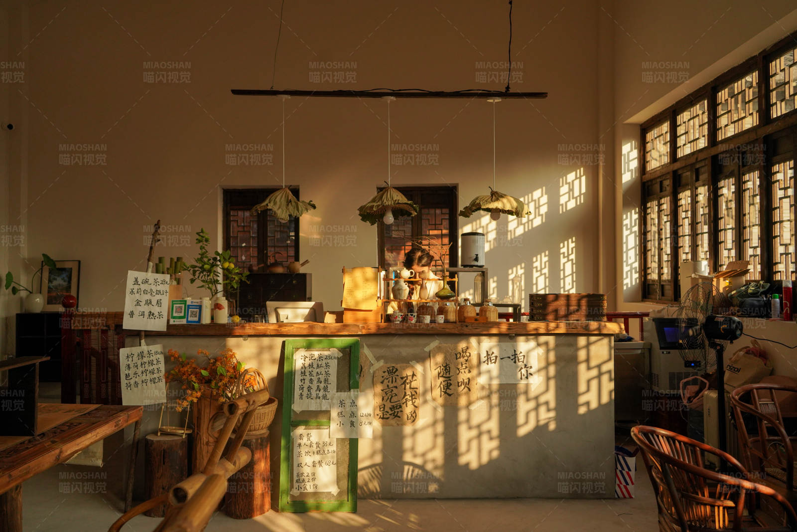 古风茶室静谧时光图片