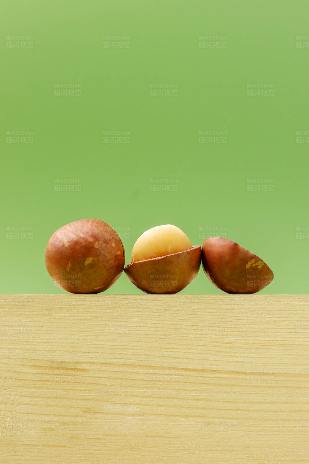 坚果三兄弟图片