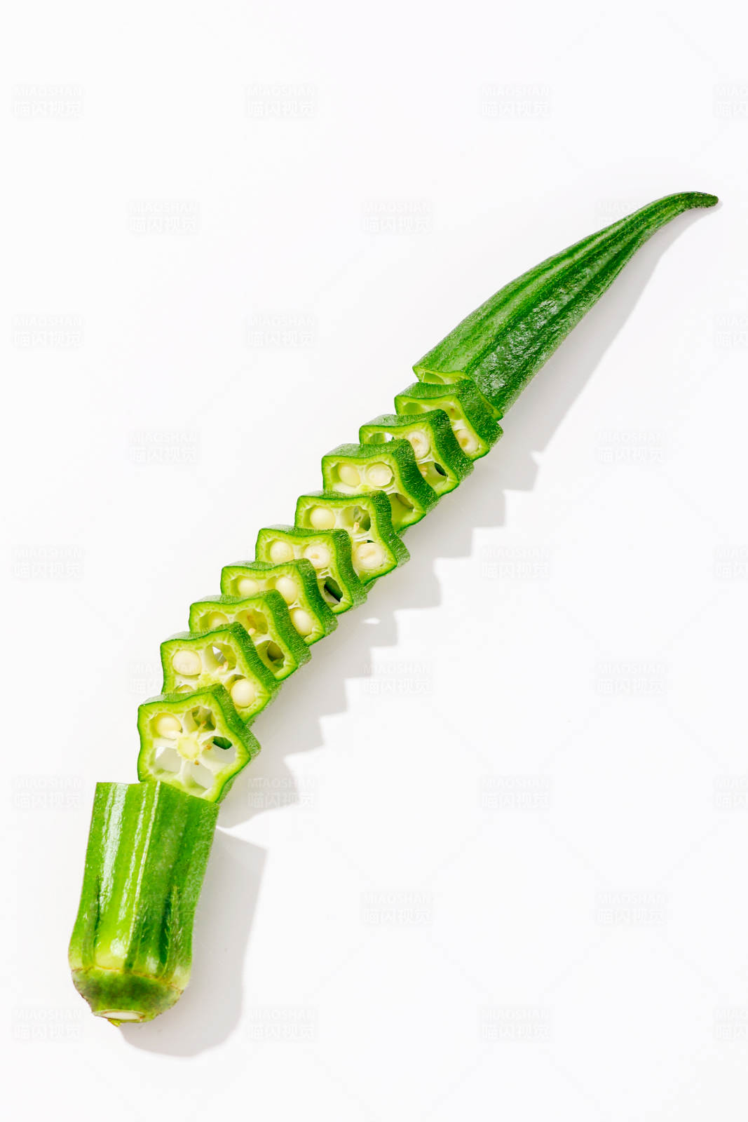 切片秋葵的创意展示图片
