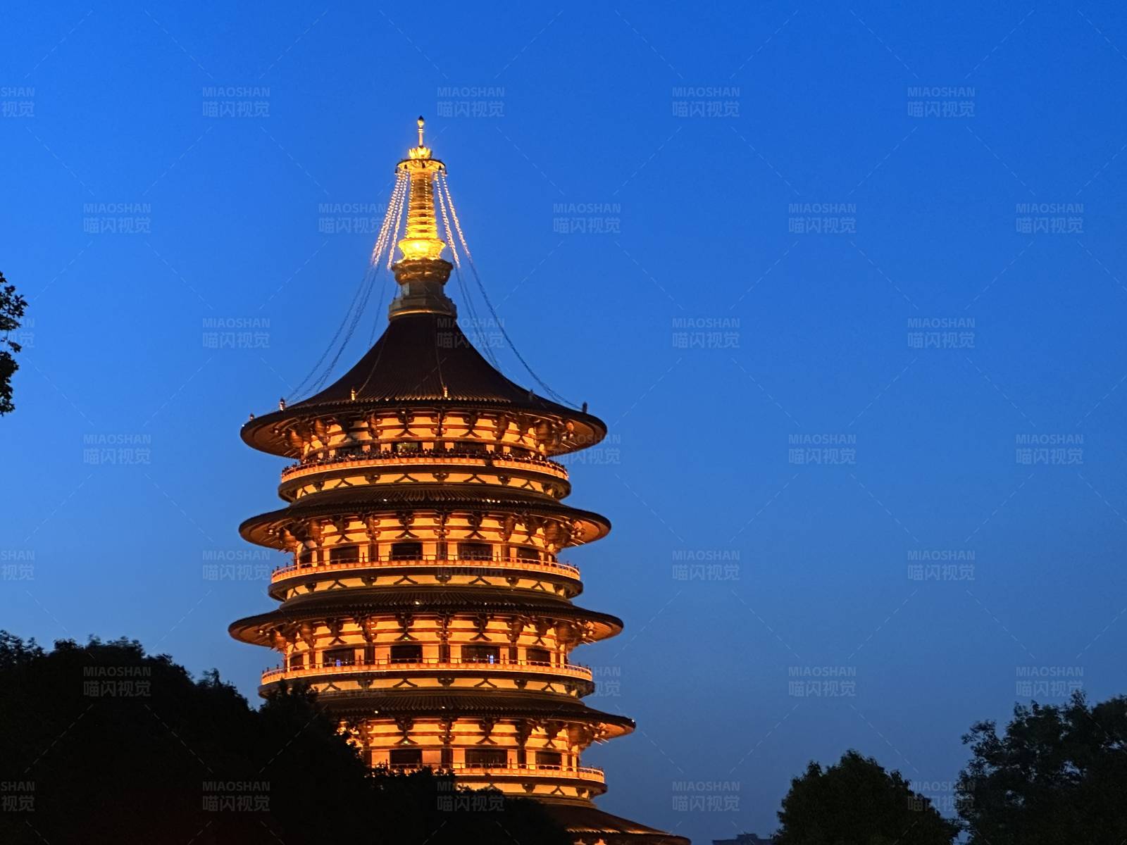 洛阳明堂天堂夜景图片