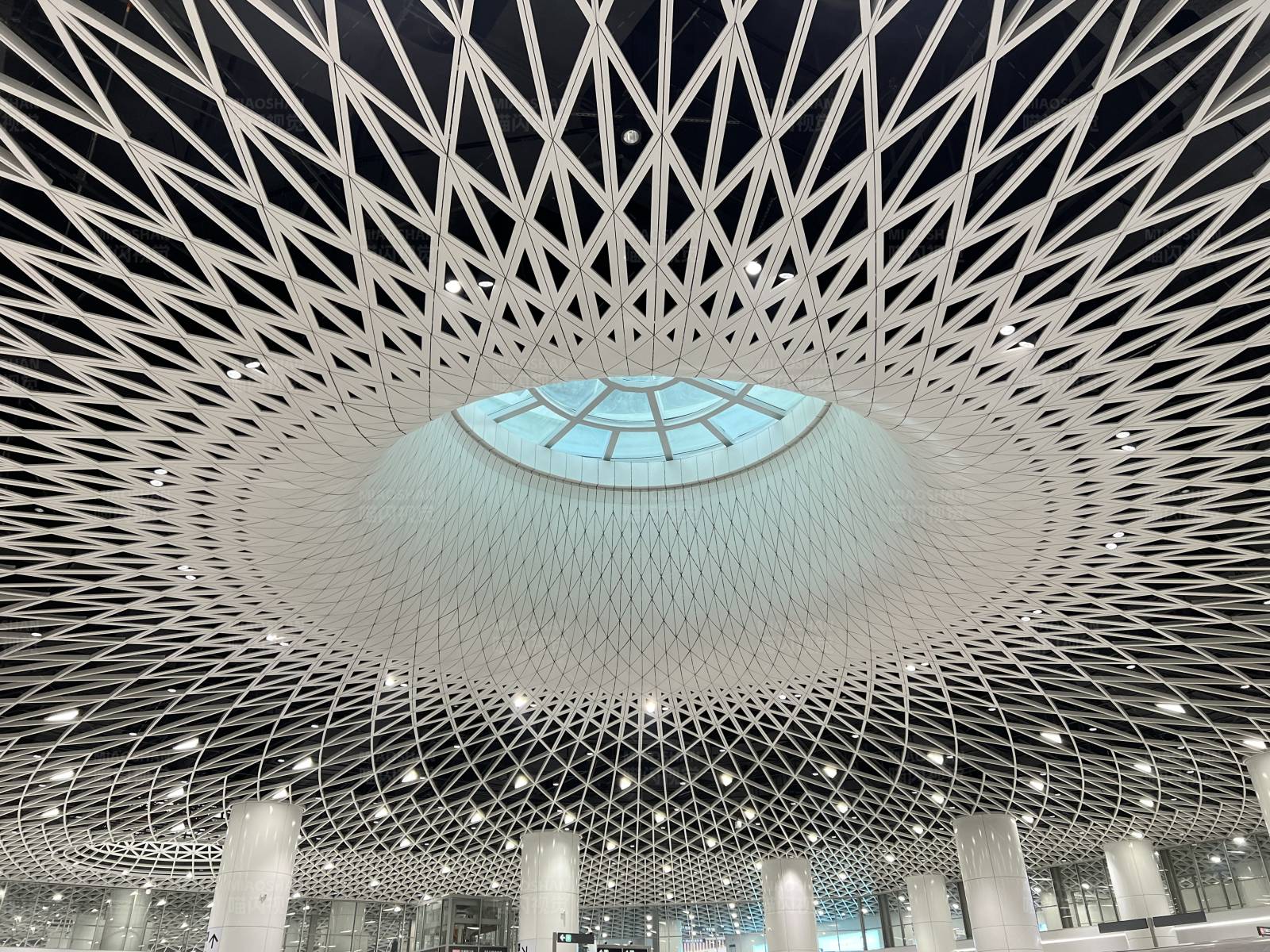 现代建筑穹顶设计图片