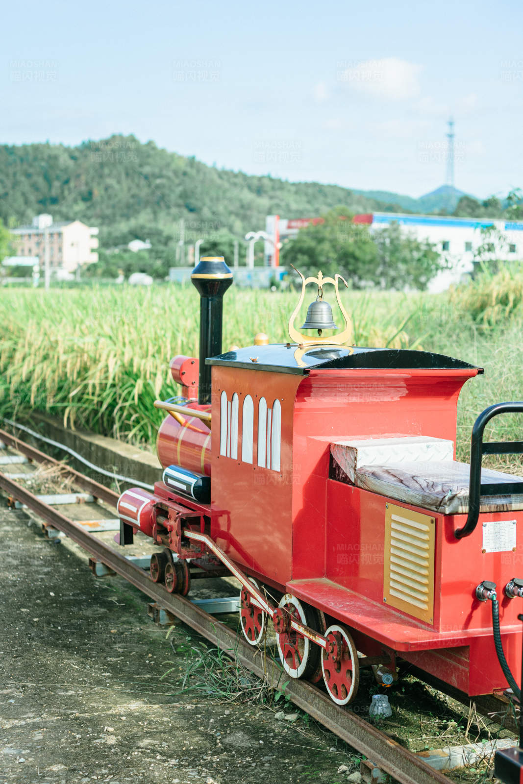 乡村小火车图片