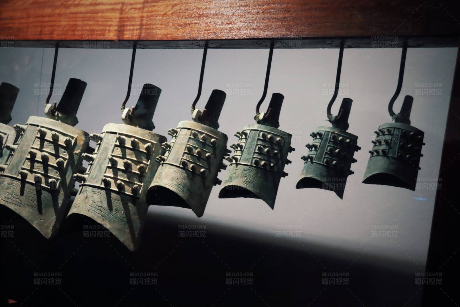 古代编钟展示图片