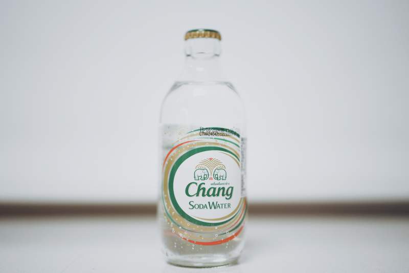 苏打水瓶子图片