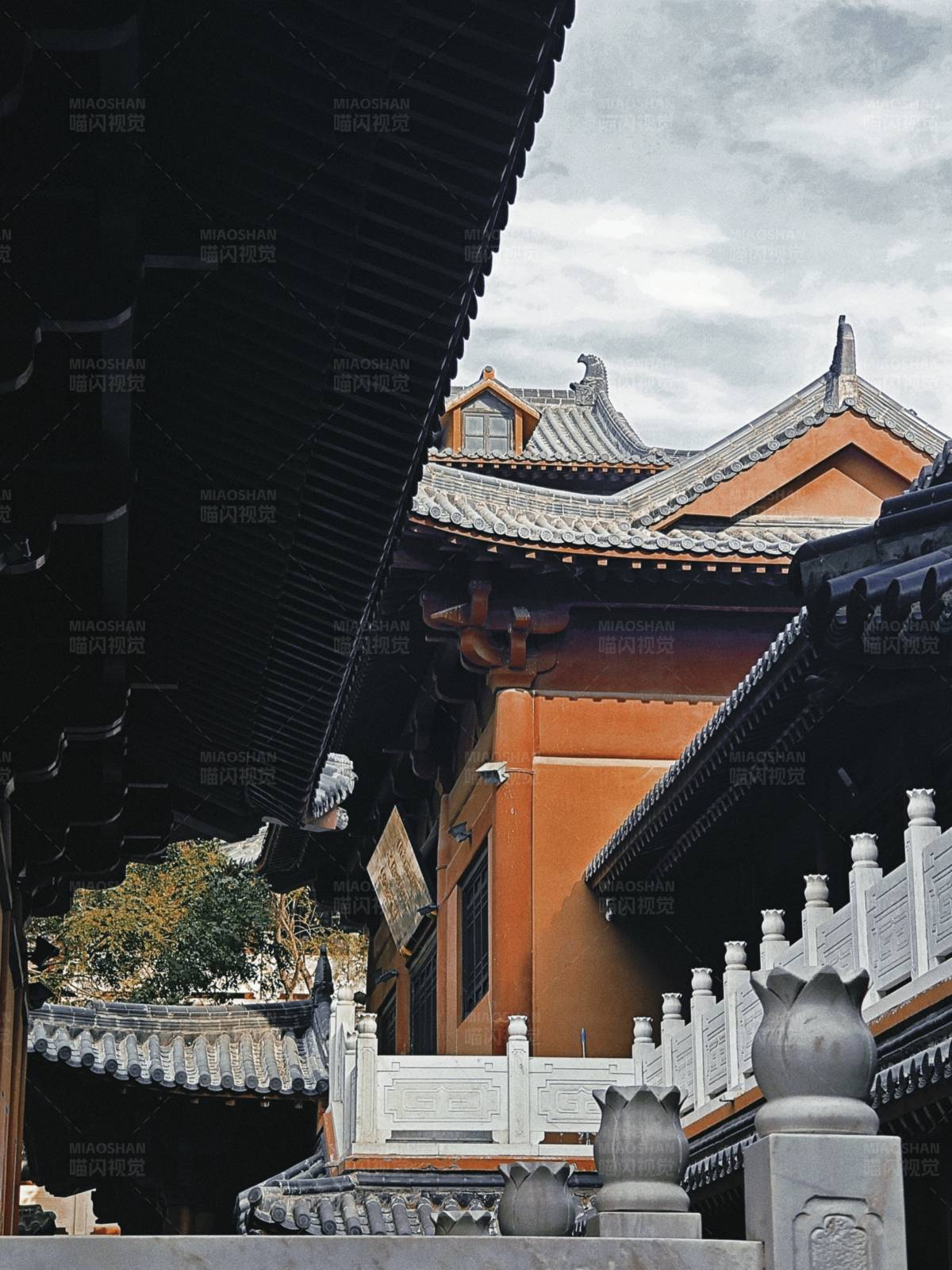 古寺建筑的宁静之美图片