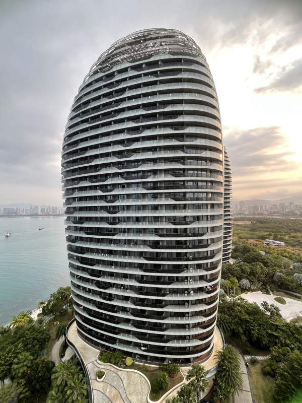 海边现代建筑 三亚凤凰岛图片