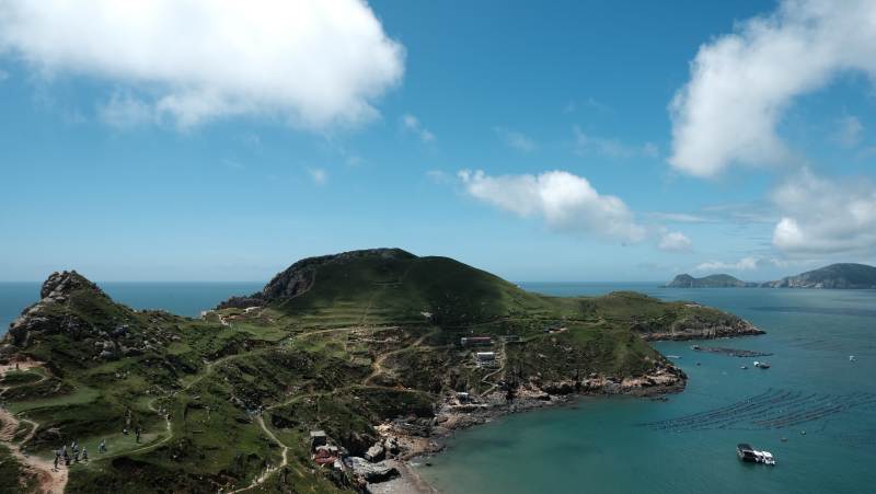 青山碧海 小岛风光图片