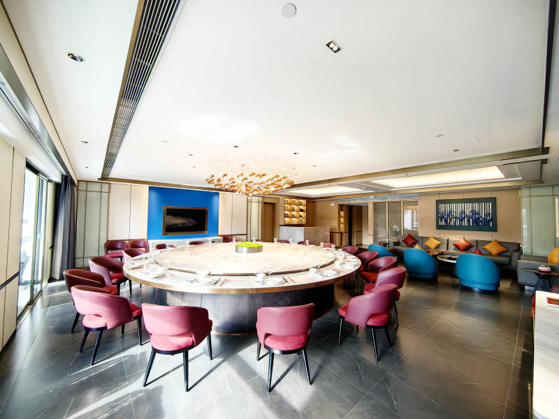 豪华宴请圆桌包厢图片