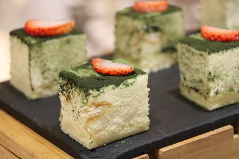 抹茶草莓蛋糕图片