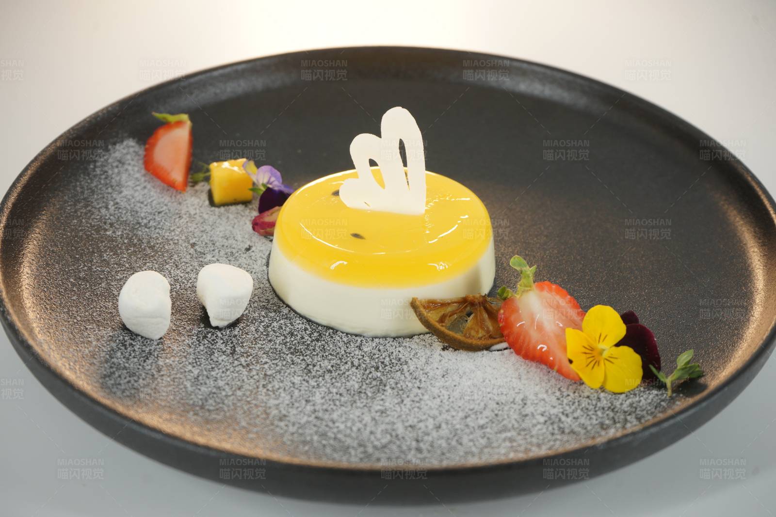 芒果慕斯蛋糕图片