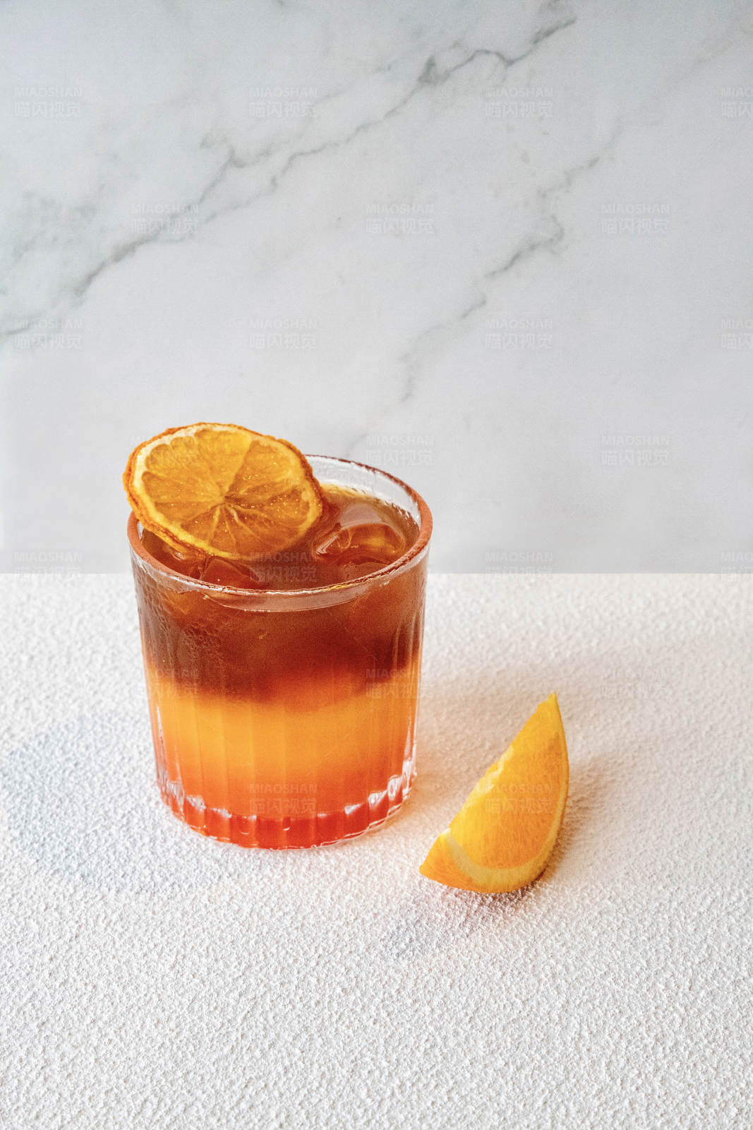 橙片冰茶图片