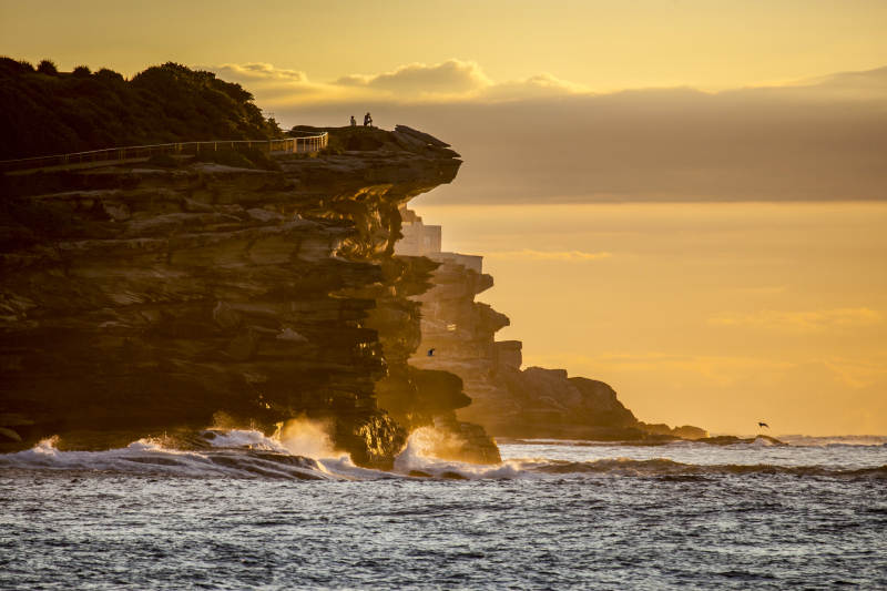 悉尼邦黛海滩的晨曦图片