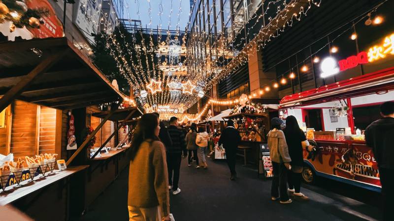 圣诞集市夜景图片