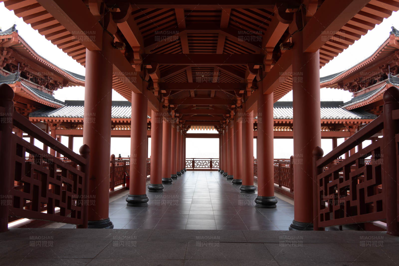 韶关九龄塔长廊图片