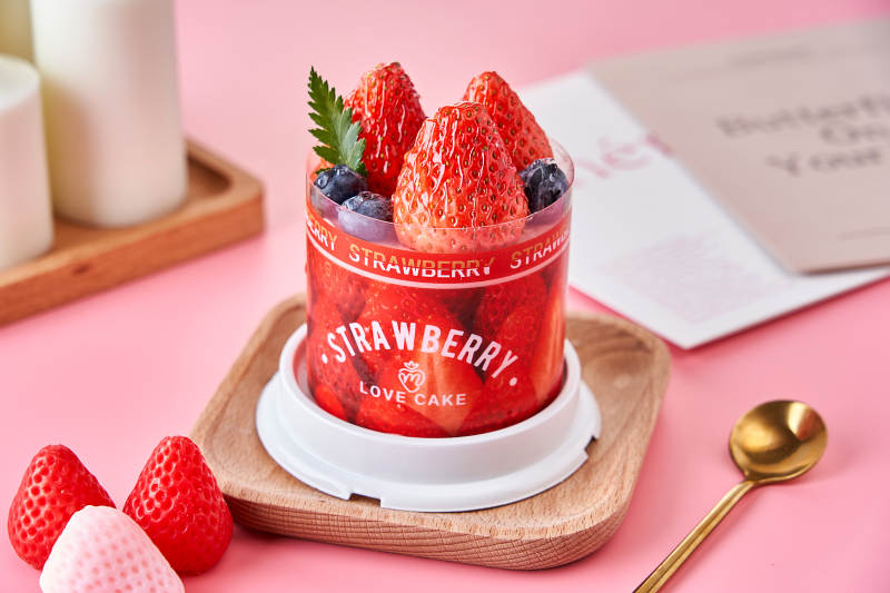 草莓蛋糕杯图片