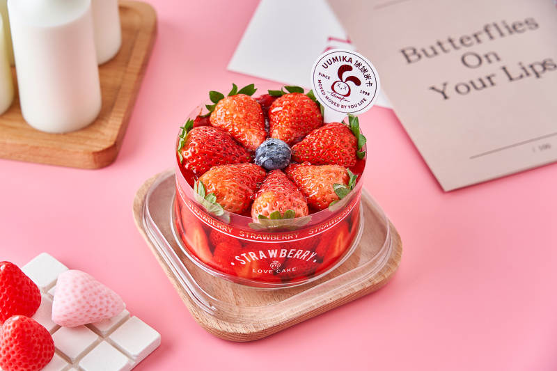 草莓蛋糕礼盒图片