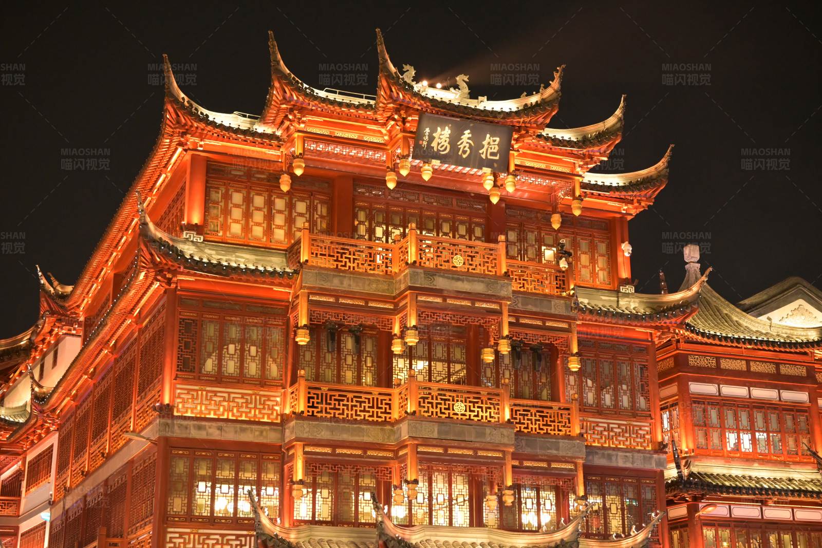 夜幕下的中国古建筑图片