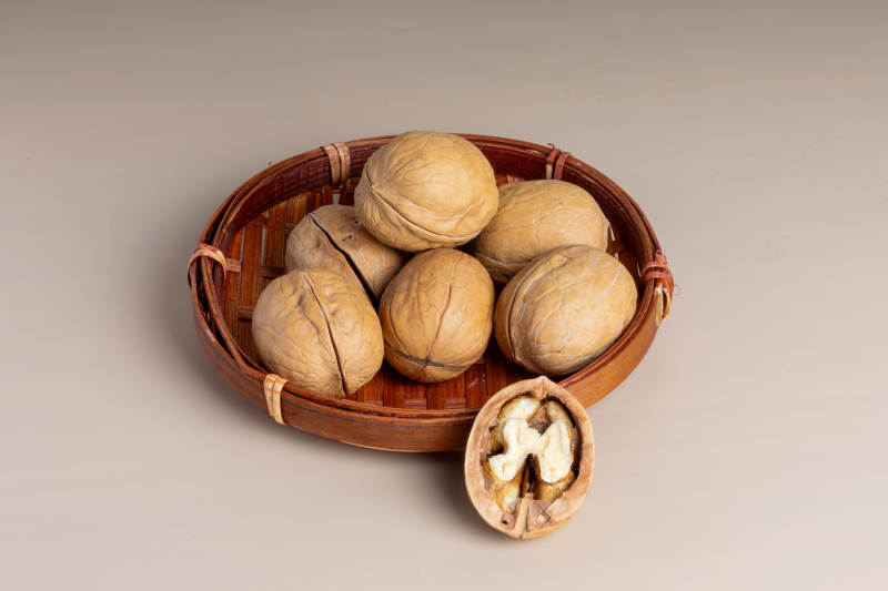 竹篮核桃 营养美味图片