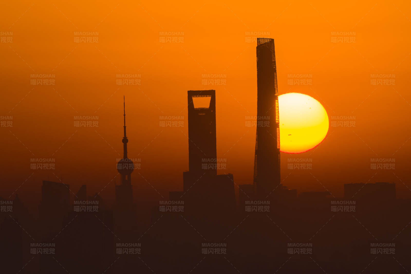 上海日出剪影图片