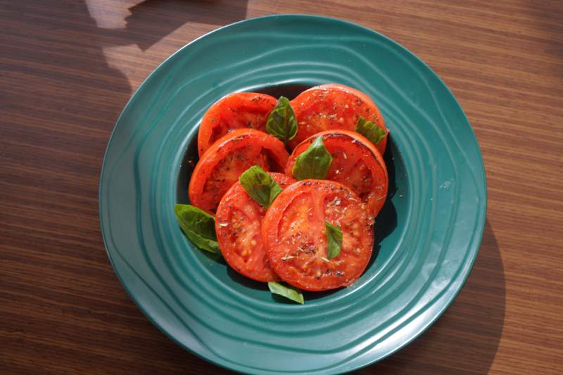 番茄薄荷叶沙拉图片