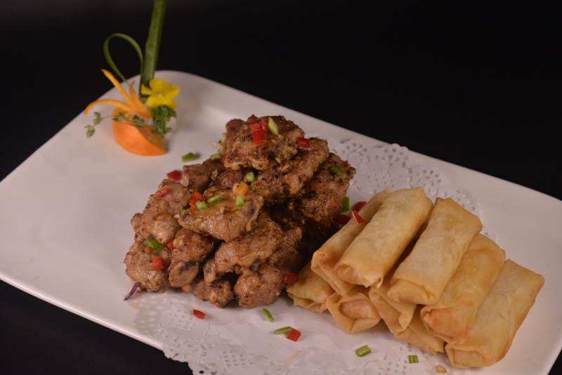 美味炸物拼盘图片