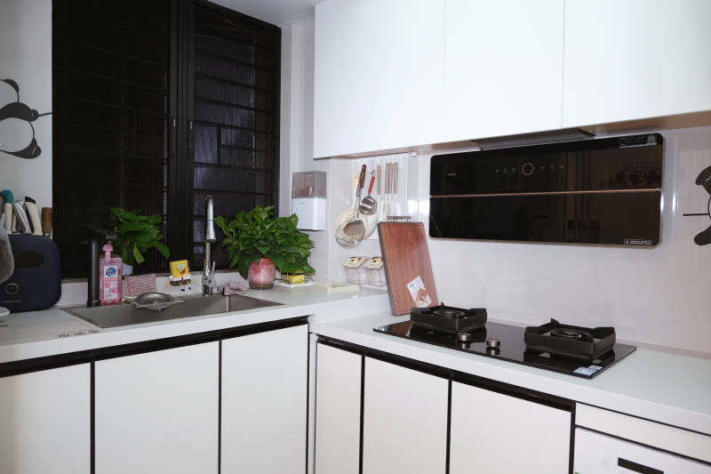 现代简约厨房设计图片