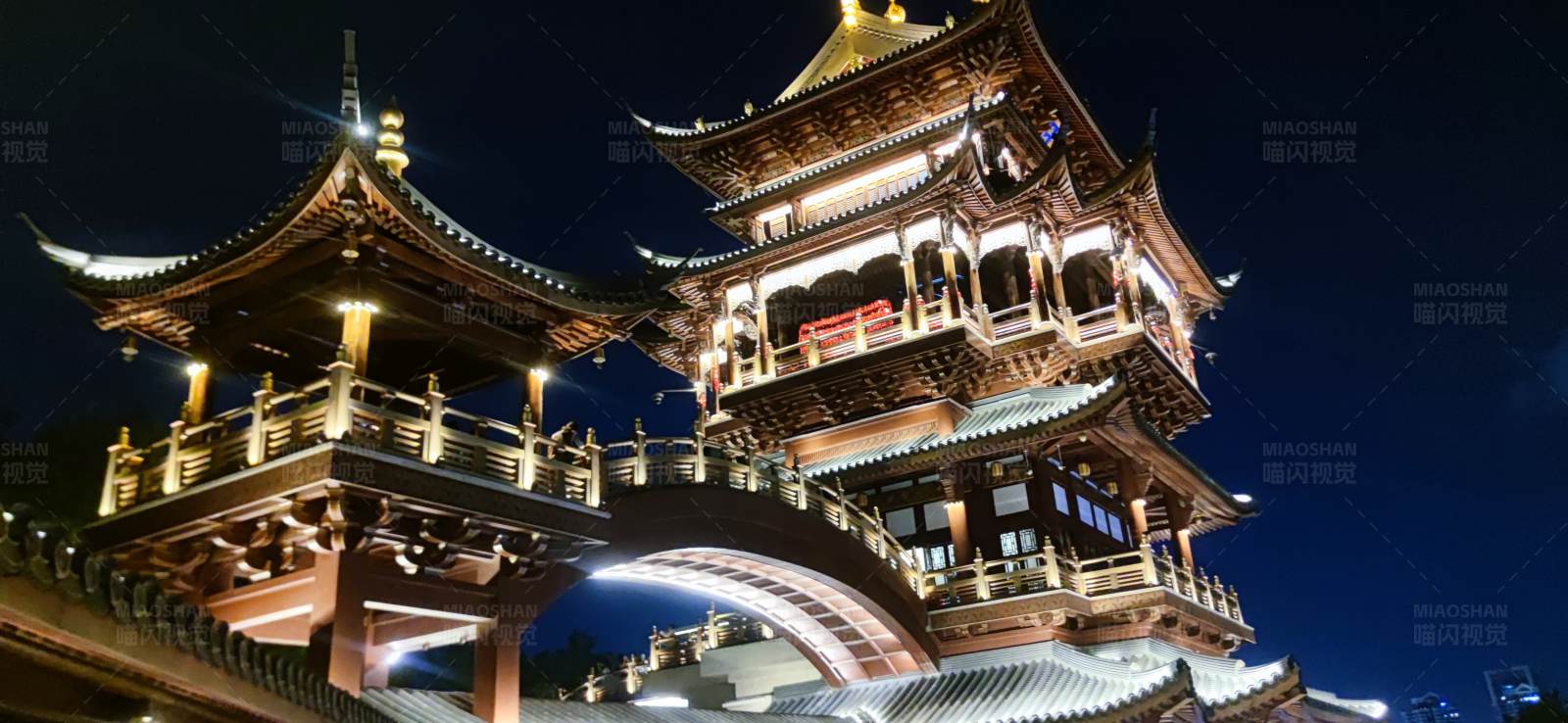 义乌鸡鸣阁图片