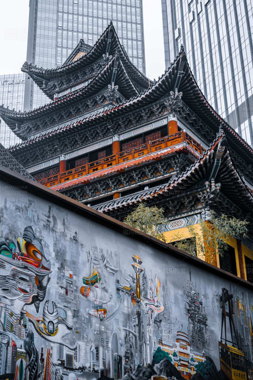 古塔新墙 城市变迁图片