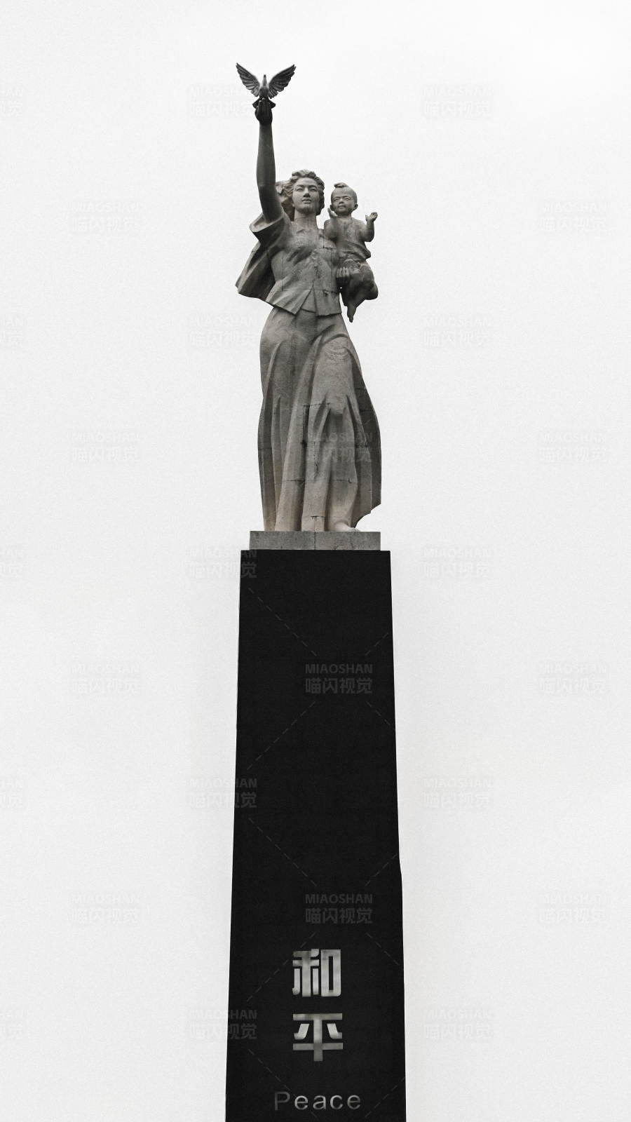 和平雕像图片