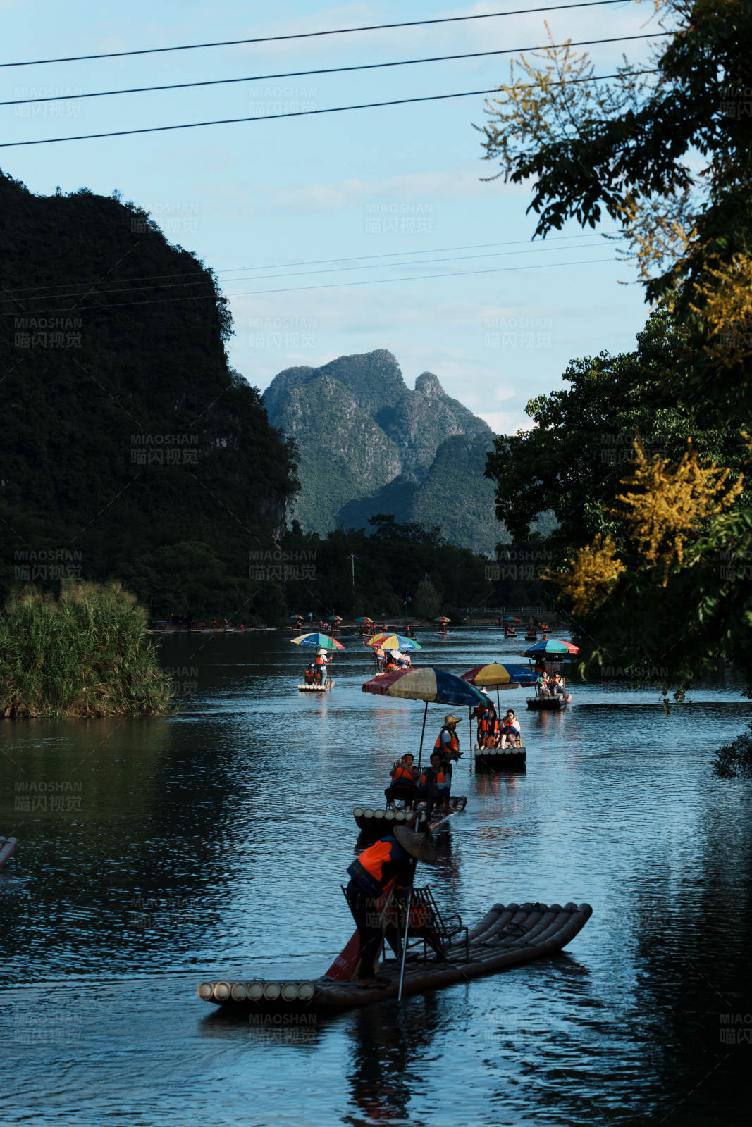 遇龙河竹筏图片
