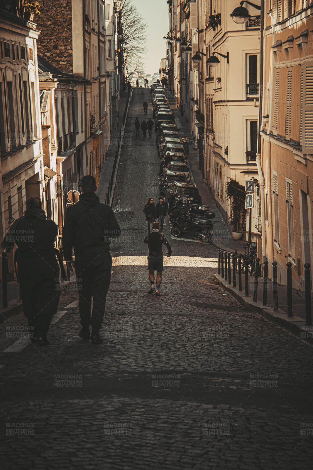 巴黎街头的晨曦图片