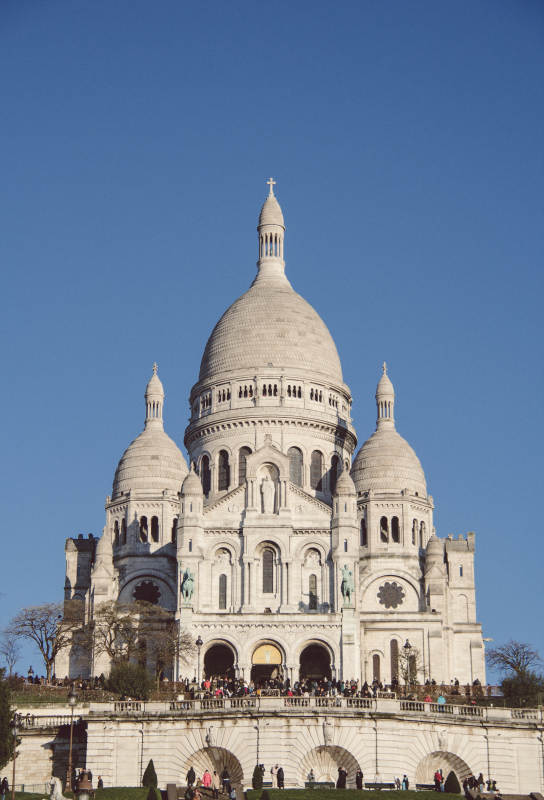 巴黎蒙马特圣心大教堂图片