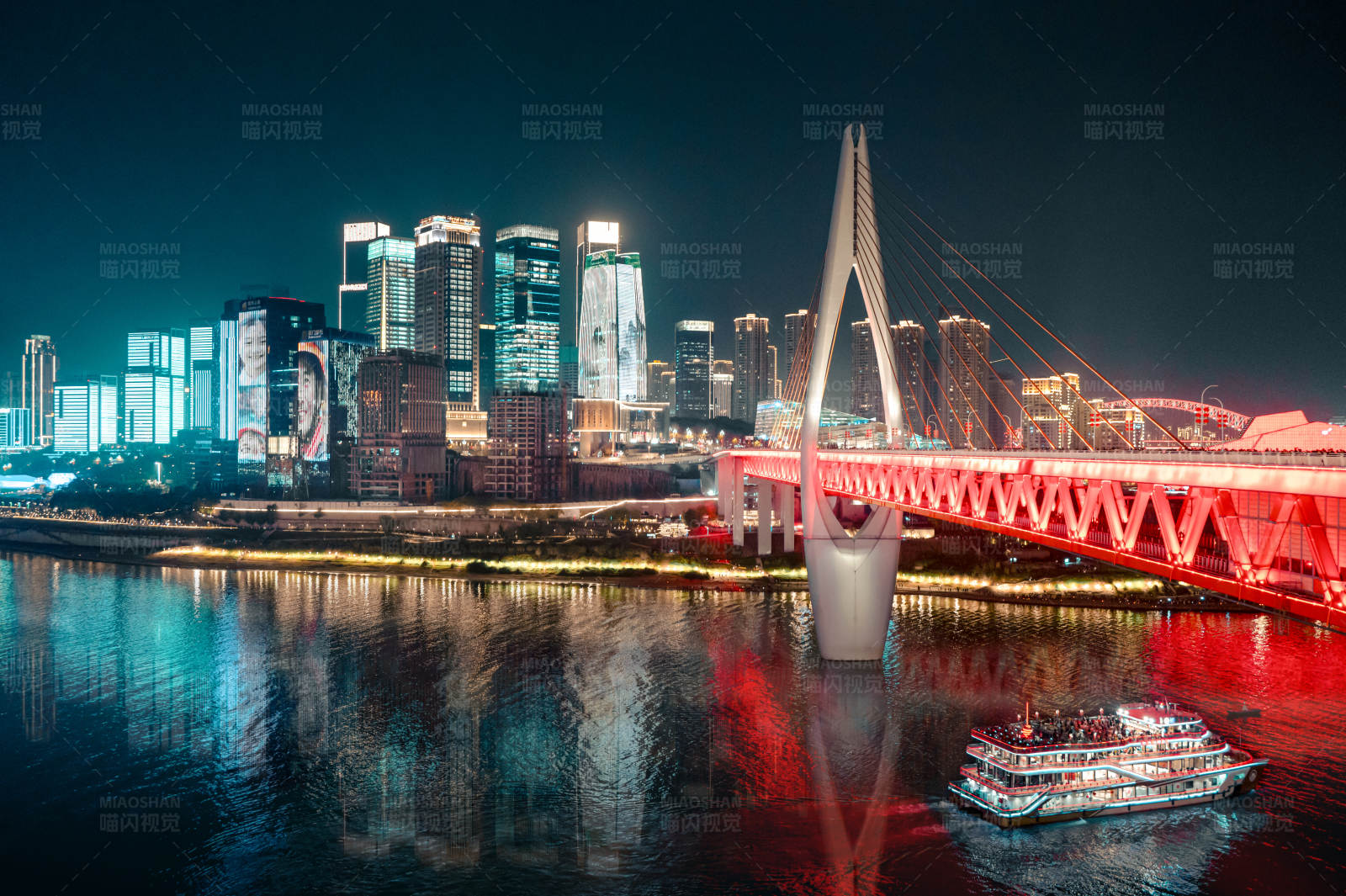 重庆千厮门大桥图片