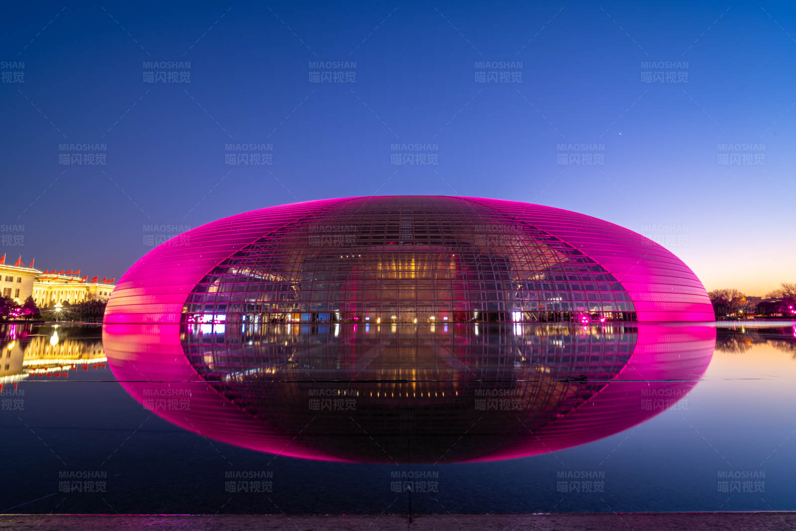 北京国家大剧院夜景图片