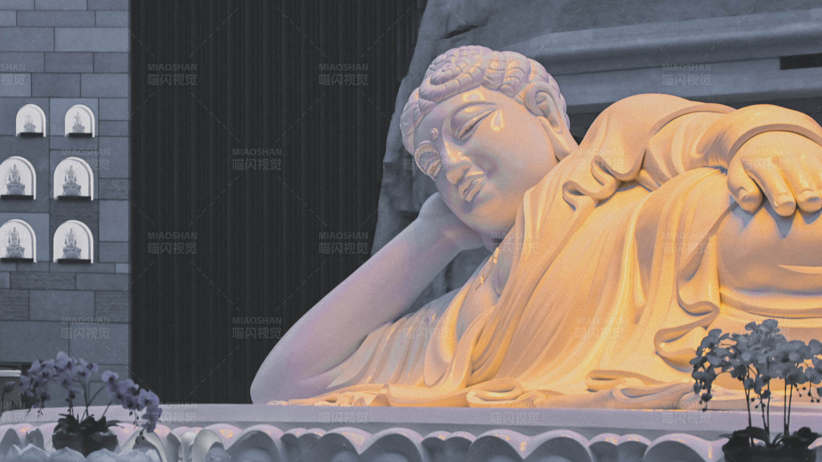 南京牛首山卧佛雕像图片