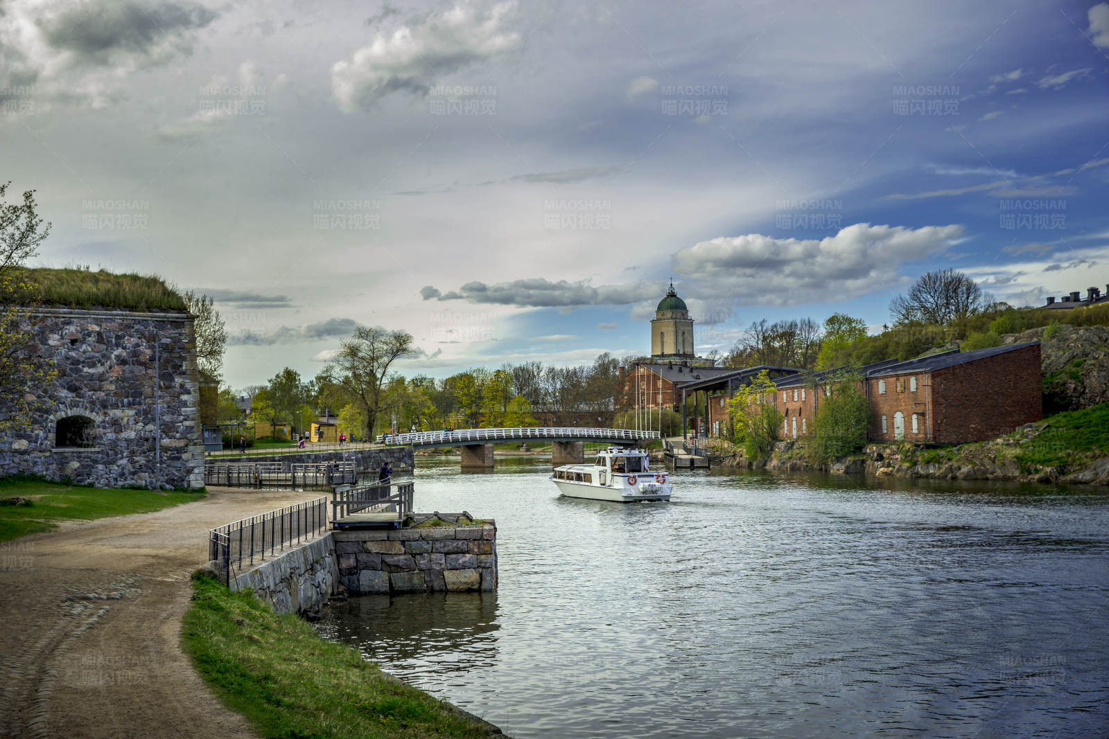 芬兰堡游船图 (赫尔辛基)图片