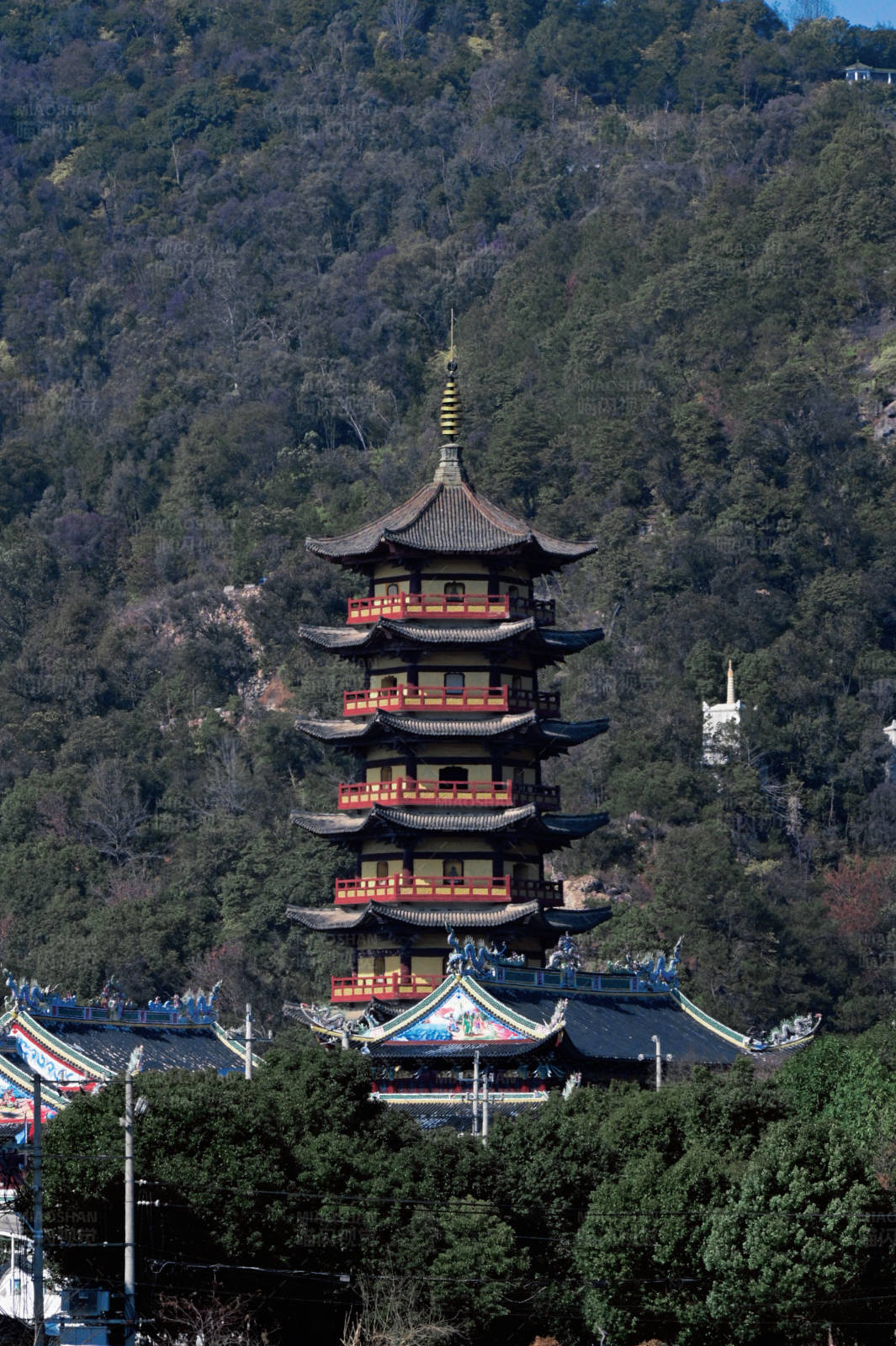 仙岩慧光塔图片