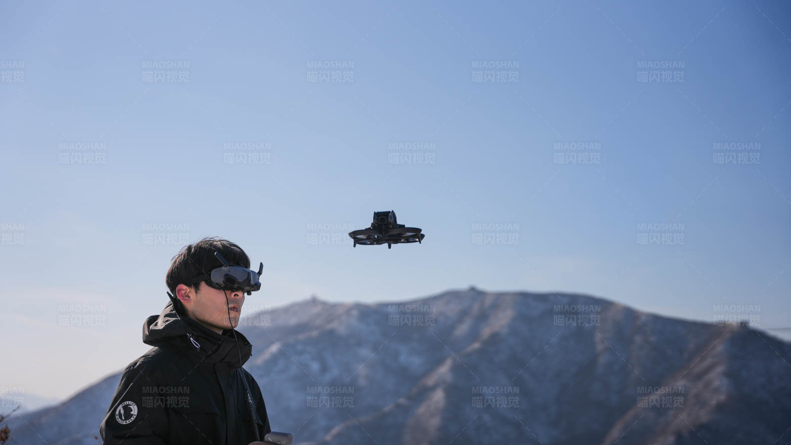 雪山VR飞行体验图片