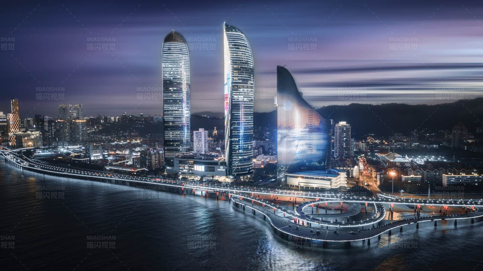 厦门双子塔夜景与现代建筑图片